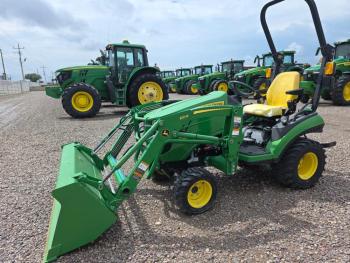 Tractor John Deere 1025R