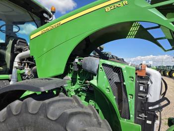 TRACTOR JOHN DEERE 8270R