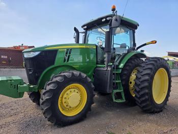 TRACTOR JOHN DEERE 7200R