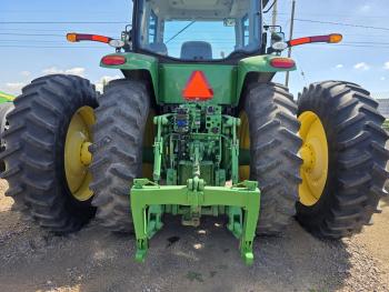 TRACTOR JOHN DEERE 7200R