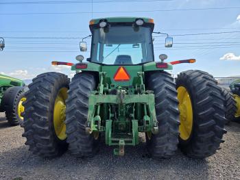 TRACTOR JOHN DEERE 8220