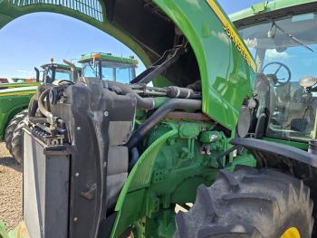 TRACTOR JOHN DEERE 8220