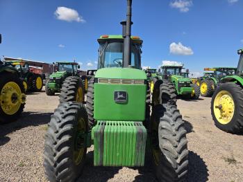TRACTOR JOHN DEERE 4955