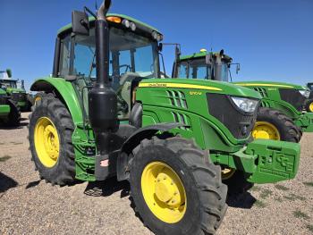 TRACTOR JOHN DEERE 6110M
