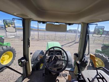 TRACTOR JOHN DEERE 6110M