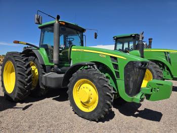 TRACTOR JOHN DEERE 8330