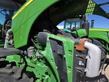 TRACTOR JOHN DEERE 8330