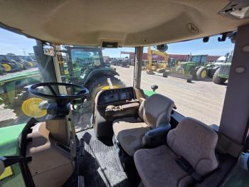 TRACTOR JOHN DEERE 8330