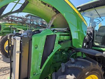 TRACTOR JOHN DEERE 8260R
