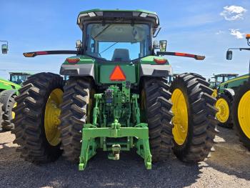 TRACTOR JOHN DEERE 8R230