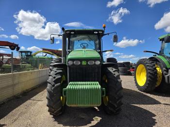 TRACTOR JOHN DEERE 8225R
