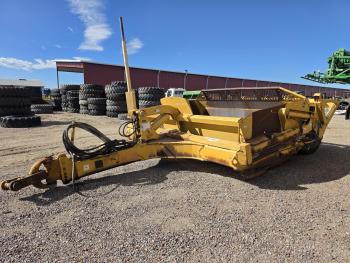 SCRAPER JOHN DEERE 1812C