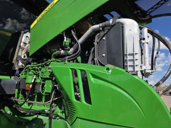FUMIGADORA JOHN DEERE R4030