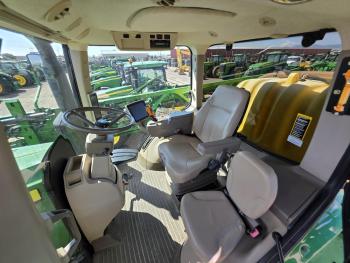 FUMIGADORA JOHN DEERE R4030